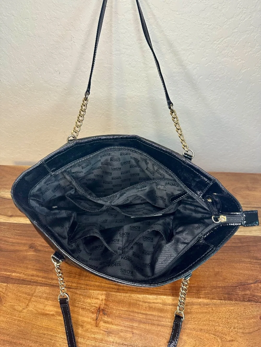 Michael Kors Black Patent Leather Jet Set Tote Bag